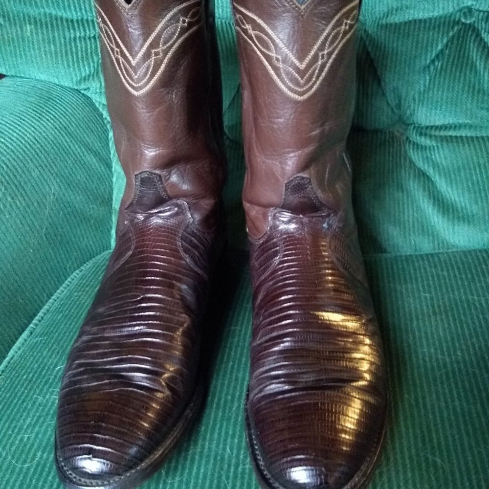 Black cherry 🍒 justin lizard skin size 10.5 boots